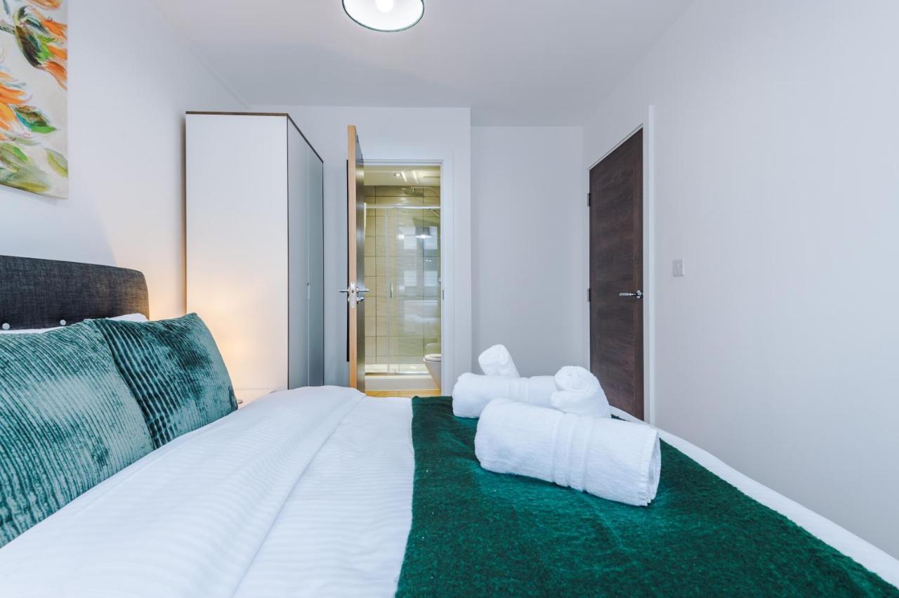 New! Stylish 2-Bed Apartment In Manchester By 53 Degrees Property - Amazing Location, Ideal For Small Groups - Sleeps 4! Kültér fotó