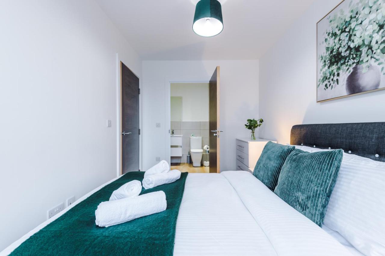 New! Stylish 2-Bed Apartment In Manchester By 53 Degrees Property - Amazing Location, Ideal For Small Groups - Sleeps 4! Kültér fotó